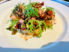 -ROAST coffee & eatery