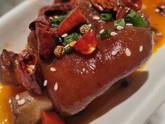 -渝信川菜 · 川味家常菜(财富购物中心店)