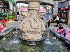 -亚龙湾亚泰商业街