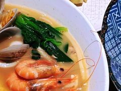 -荣家黄鱼面(前滩太古里店)