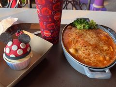 -皇室宴会厅(香港迪士尼乐园)
