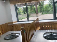 -屯老二农家铁锅炖·行业领军者(梅江店)