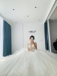 点击看大图 -予白婚纱礼服馆