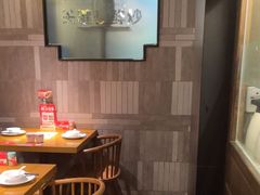 -爱碗亭·鲜炒湖南菜(壹城中心店)