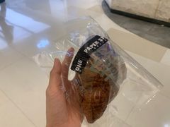 焦糖牛角包-PAPER STONE BAKERY(天环店)