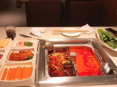-海底捞火锅鲜切牛肉主题店(长寿路店)