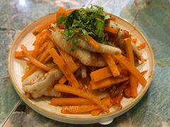 小酸辣冰鸡脚-浩海火烧云傣家菜(京广店)