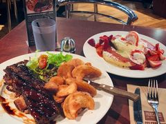 -Pancakes on the rocks(Darling Harbour)