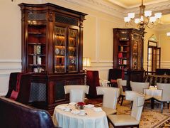 -Salon de Ville浦江汇(上海外滩华尔道夫酒店店)