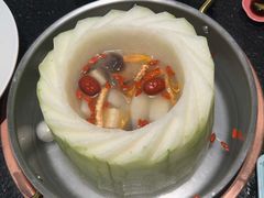 -得意咚瓜·顺德鱼生·冬瓜火锅(深圳首店)