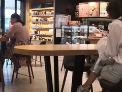 -星巴克臻选(华堂·新辰汇店)