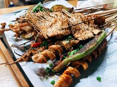 -小辣椒火盆烧烤(温泉南街店)