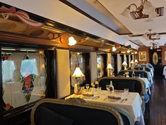 -火车头法国西餐厅