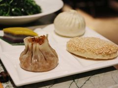 鸭油酥烧饼-萬國春·中菜馆(颐和公馆店)