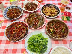 -饶品富牛魔王辣味烧菜馆(船山路总店)