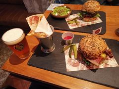 -FAT COW(虹梅路店)