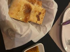 餐前面包-Efes Turkish & Mediterranean Cuisine 艾菲斯餐厅(陆家嘴店)