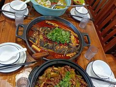 -重庆鸡公煲·青锅花椒鱼(牡丹江路店)