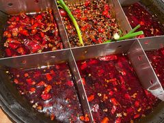 -周小明火锅(黑金冠社区店)