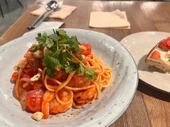 煎大虾蕃茄腰果意式细面-Wagas(静安嘉里中心店)