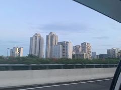 -春润大地海南椰子鸡(沙井京基百纳广场店)