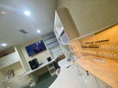 -极光口腔·矫正种植修复(锦江店)