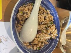 -包整·丝娃娃(一览甲秀楼风景店)