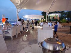-凤凰岛度假酒店-海鲜自助餐厅