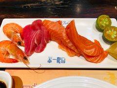 三文鱼刺身-四海一家自助餐(益田假日广场店)