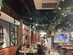 大堂-·缸桶屋·韩式牛肋条自助烤肉(西湖D11店)