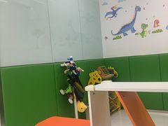 -岳辰齿科(浦东长泰店)