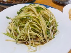 凉拌西葫芦丝-小郭私房菜·海肠捞饭店(学士街店)