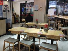 -魔都三兄弟酸辣粉·蘸卤炸串(虹桥万科店)