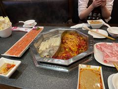 -鼎汇丰重庆老火锅(鞍顺园店)