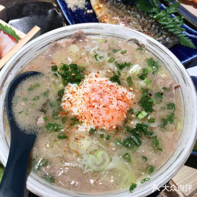 闺蜜小聚就选这家大虎寿司呀！