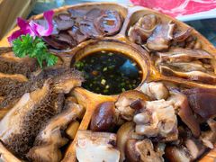 新卤味拼盘-慢丽江·云南野生菌土鸡锅(西山店)