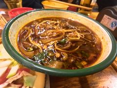 -拈签一笑黄牛肉辣卤串串