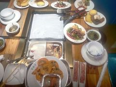 -蒙肥羊·酸汤潮牛·鲜牛肉火锅烤肉自助(岗顶店)