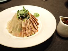 -艳阳天民俗村(公园路店)