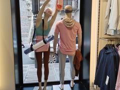 -lululemon(新天地店)