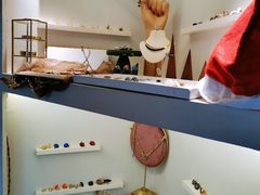 -LADY FAFA(巨鹿路陕西南路路口店)