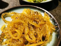 凉拌脆鱼皮-湊湊火锅·茶憩(和平大悦城店)