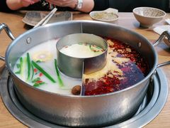 -江小渔鲜鱼火锅(冠亚星城店)