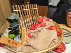 -巴奴毛肚火锅概念餐厅