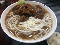 牛筋汤米粉-珍珍小食店(西华路店)