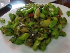 雪菜炒蚕豆-白魁老号饭庄(交道口店)
