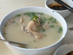 雪豆炖蹄花-牛王庙(龙华花园店)