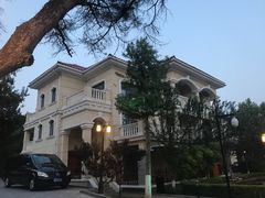 -起士林西餐厅(东经路店)
