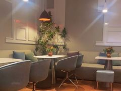 -潮一不贰·法式甜品·生日蛋糕·西式简餐(外滩店)