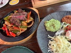 -Pistolera Mexican Cantina女枪手墨西哥餐厅(碧云路店)